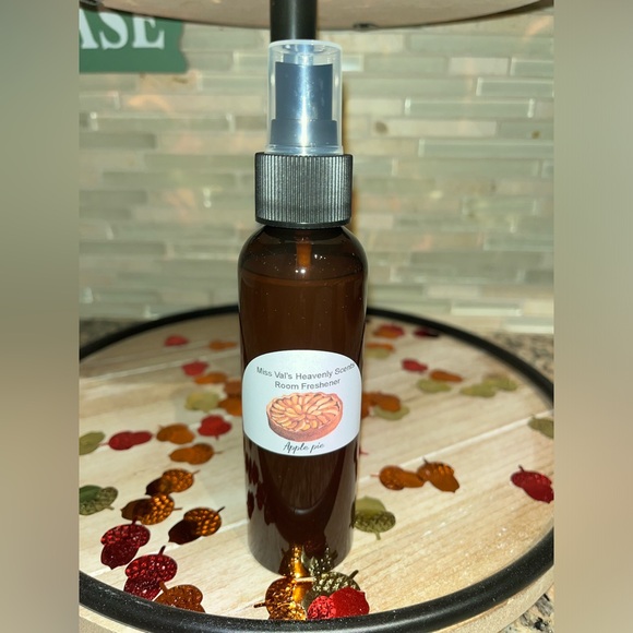 Apple Pie Room Fresheners 4oz Handmade Miss.Val’s Heavenly Scents - Picture 1 of 1